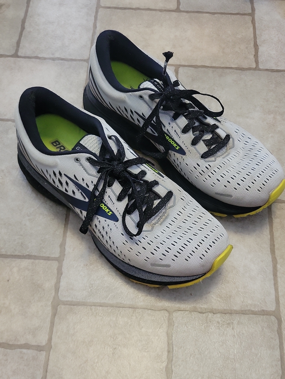 Brooks Ghost 13 Running Shoes